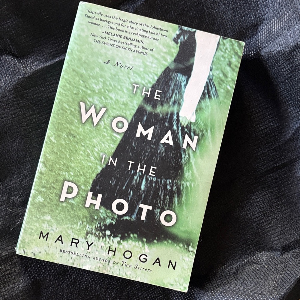 The Woman in the Photo Book by Mary Hogan paperback